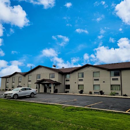 Hotel Super 8 By Wyndham Perham Exterior foto
